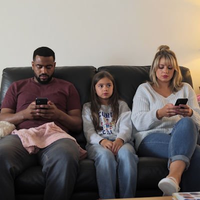 Mis padres no me dieron nada, Honrarás a tus padres, padres negligentes con la atención del niño.